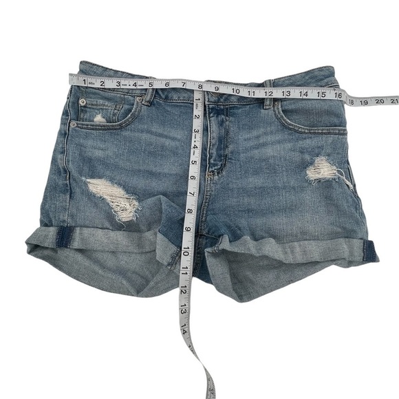 Garage Girlfriend Distressed Cuffed Hem Denim Jean Shorts Size 5 Women’s - Picture 5 of 7